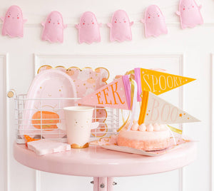 Ghost w/Pumpkin Plates