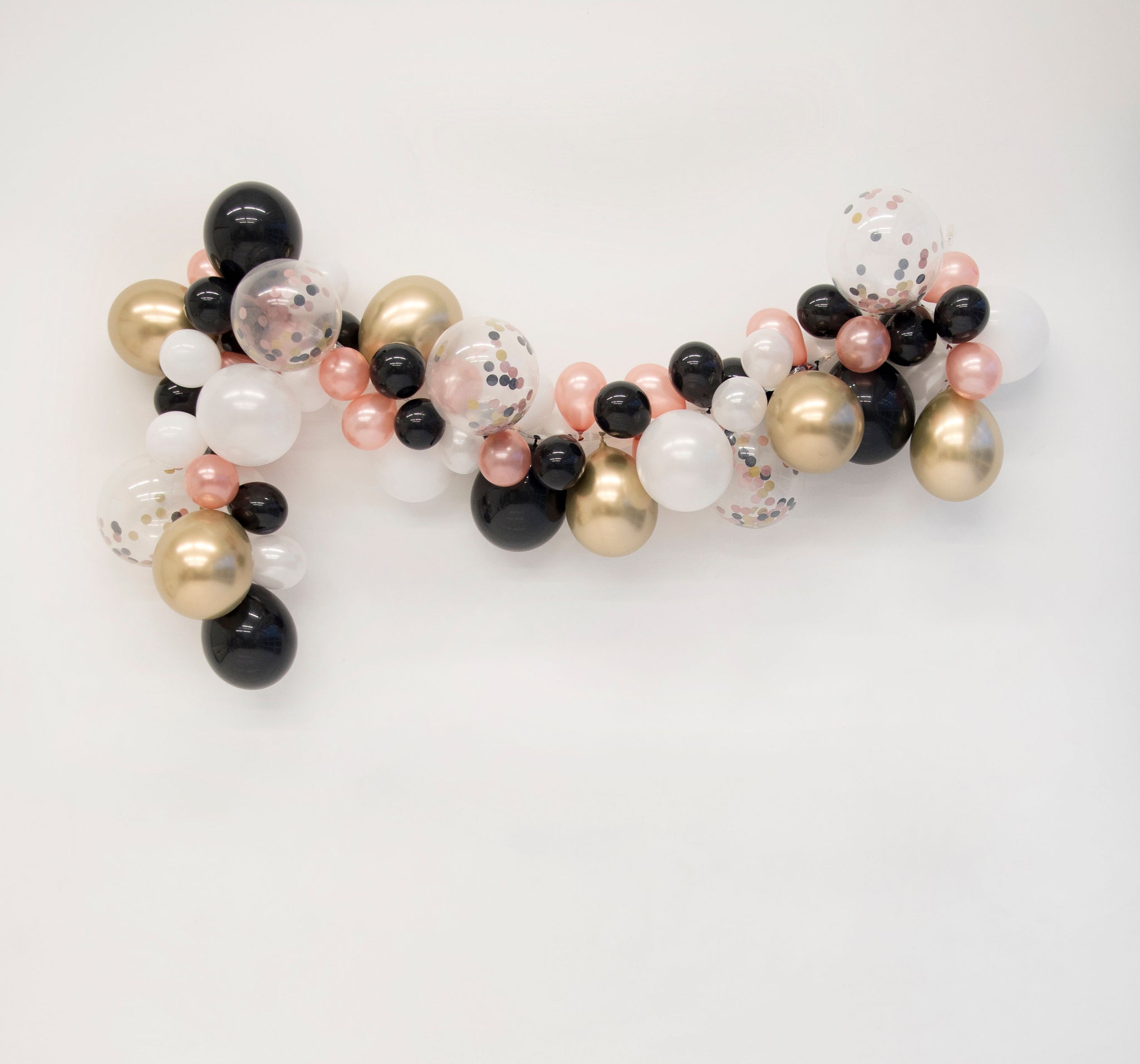 DIY Black, Gold, & White Balloon Garland Kit - Glamfetti