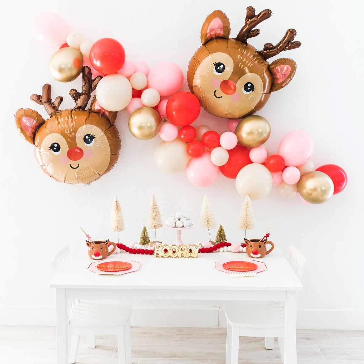 Reindeer Balloon Garland DIY Kit